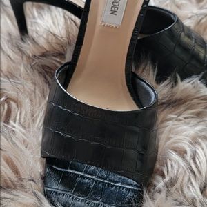 Steve Madden square toe heel